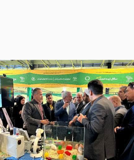 بازدید از غرفه های معاونت تحقیقات و فناوری از تاریخ 12 تا 14 آذرماه 1403
