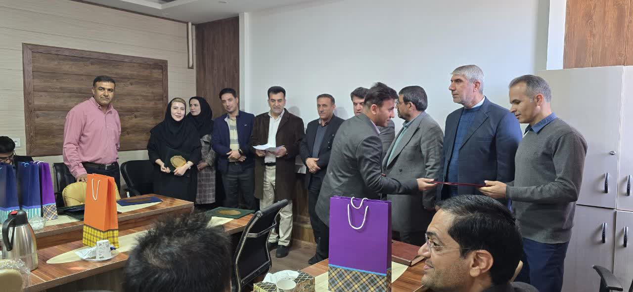 برگزاری جلسه شورای پژوهشی و تجلیل از پژوهشگران برتر
