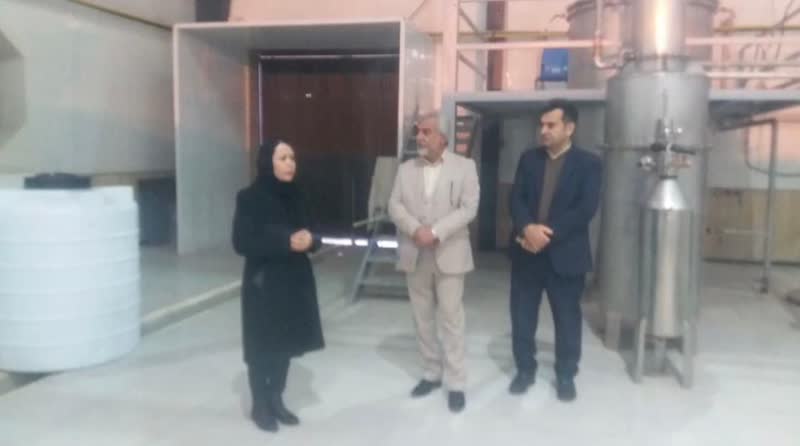 بازدید سرپرست دانشگاه علوم پزشکی یاسوج و معاون تحقیقات و فناوری دانشگاه از شرکت دانش بنیان ارمغان سلامت زاگرس
